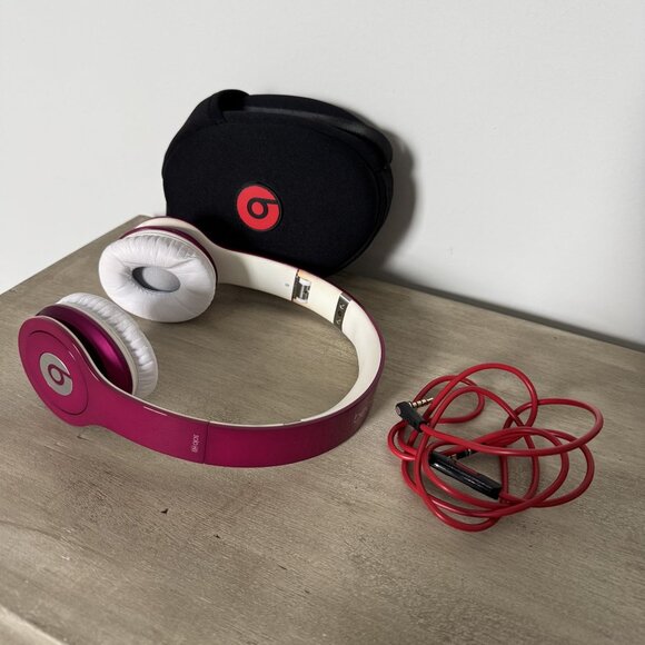 Beats by Dr. Drea Fushia Pink w/ case and charger - Picture 1 of 8
